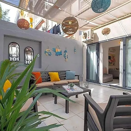 *ezgi's With Private Garden In מלון מרמריס