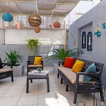 *ezgi's With Private Garden In מלון 4*