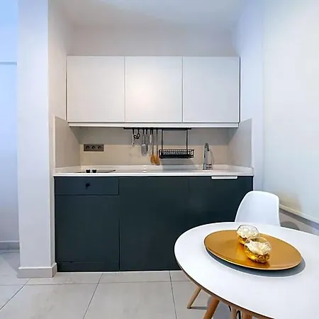 *ezgi's With Private Garden In מלון 4*